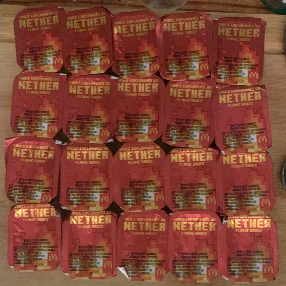 20 Sealed McDonald’s Minecraft Nether Flame Spicy Chilli Sauce 🔥🔥🔥🔥🔥🔥🔥